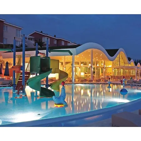 In With Outdoor Swimming Pool, Wifi And Swimming Pool Διαμέρισμα *