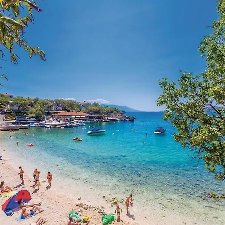 Διαμέρισμα In With Outdoor Swimming Pool, Wifi And Swimming Pool *