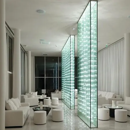 Διαμέρισμα In With Outdoor Swimming Pool, Wifi And Swimming Pool Novi Vinodolski