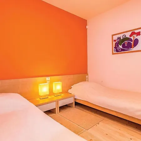 In With Outdoor Swimming Pool, Wifi And Swimming Pool * Novi Vinodolski